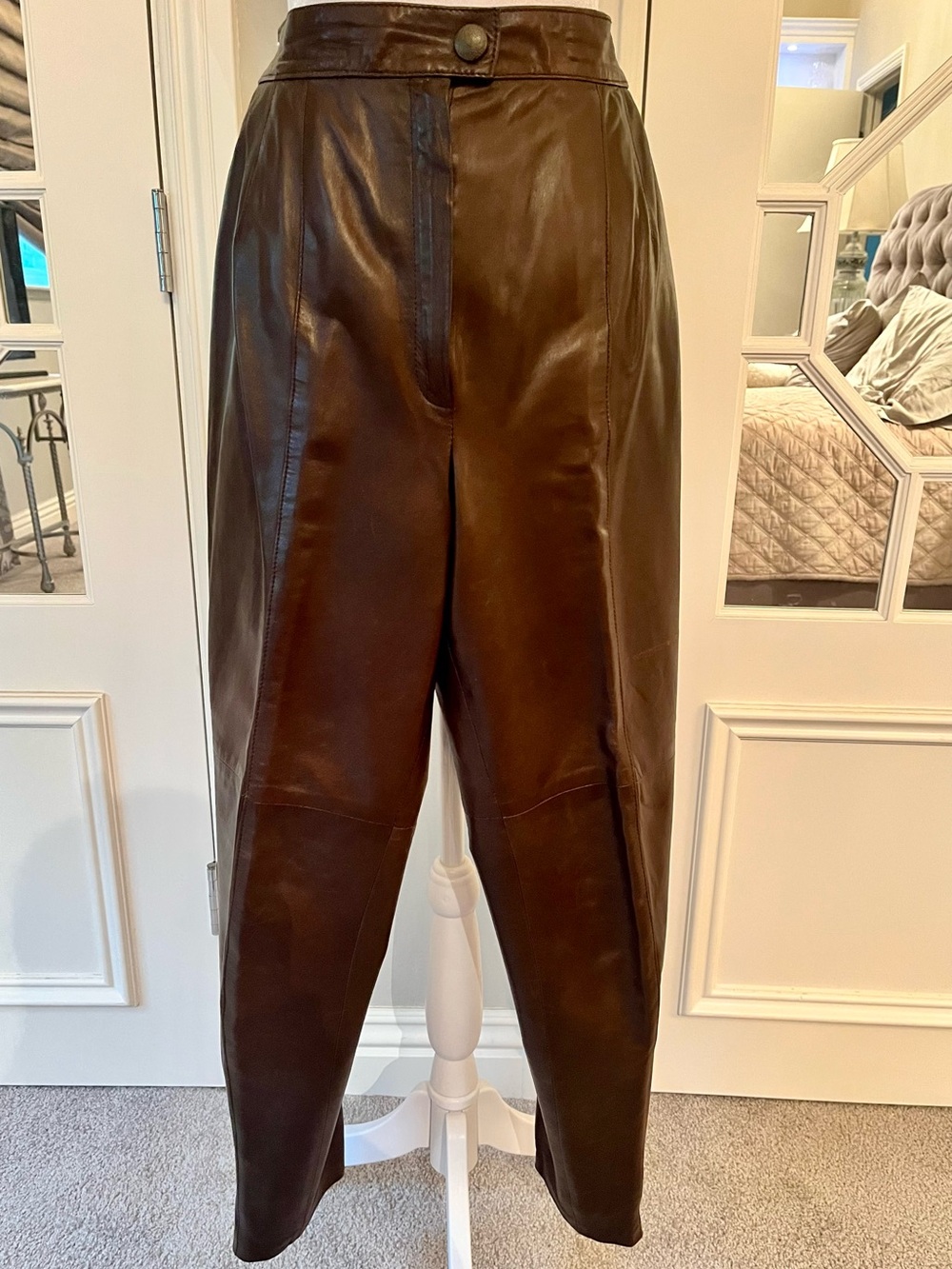 Vintage BELTRAMI Florence, Italy Brown
Leather Tapered Pants IT 40 / US 4